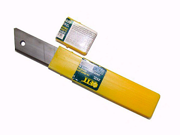 Лезвия черненые 18 мм (10 шт) зубчатые FIT 10439