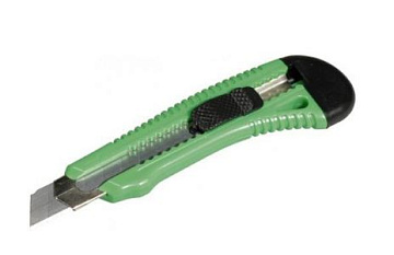 Нож STAYER МАСТЕР с выдв.лез.пластм упр. 18мм 0913