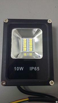 Прожектор с/д LEEK LE FL SMD LED3 10W CW IP65 холодный белый LE040303-0006