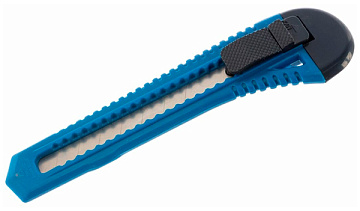 Нож CE 18мм пластик 95620010