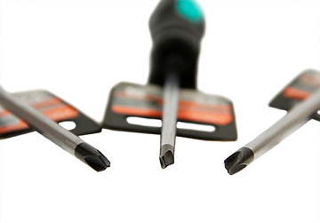 Отвертка Tri-Wing TW3x200мм Sturm! 1040-18-TW3-200